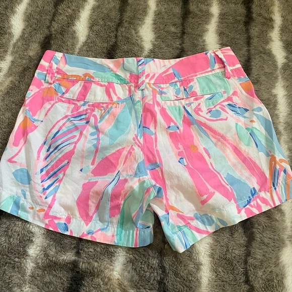 Lilly Pulitzer The Callahan Shorts sail boat print - Picture 8 of 8